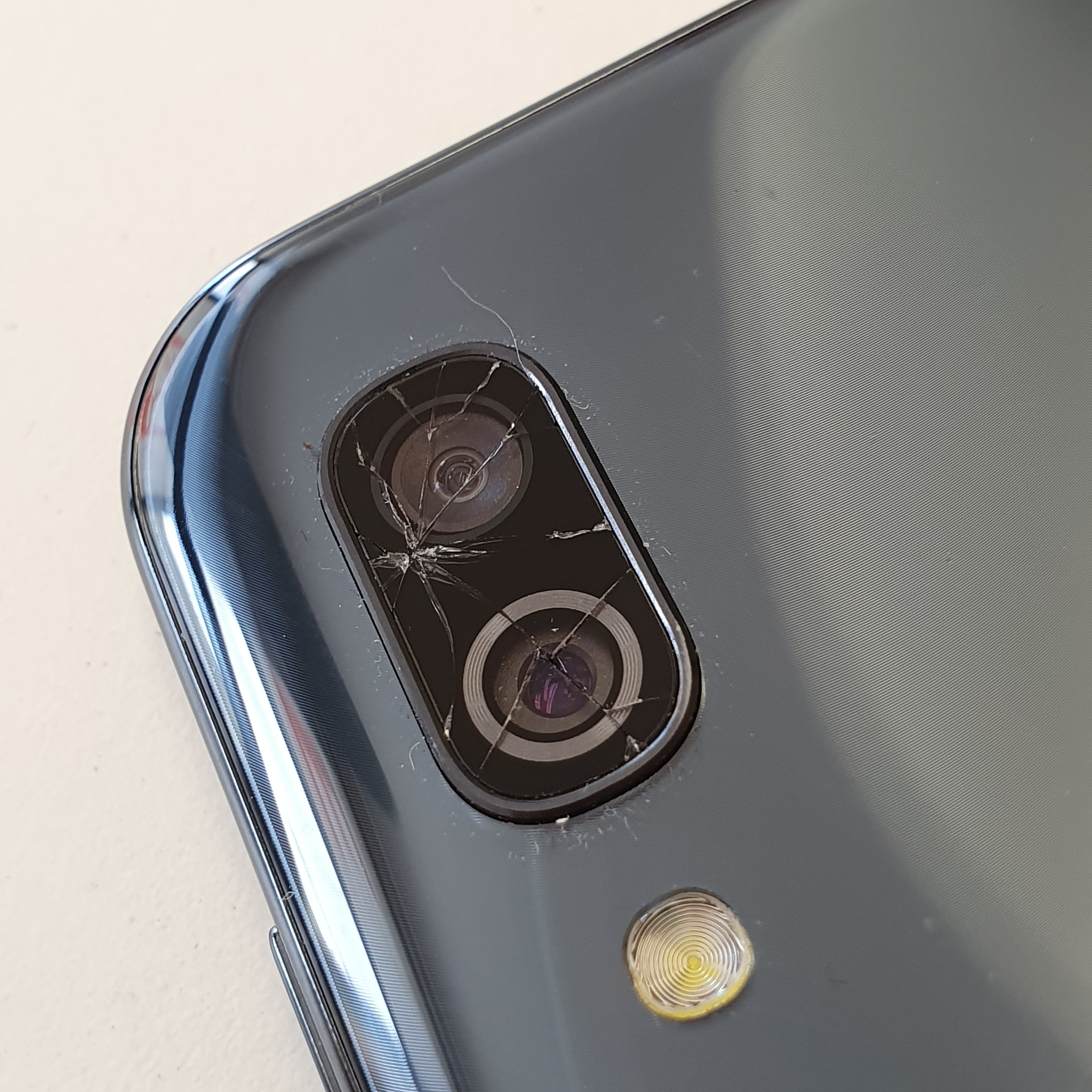 samsung galaxy a30 back camera